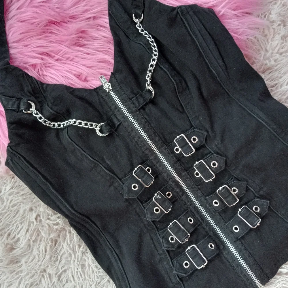 Tripp NYC gothic buckles & chains boned corset! SOLD @hosted store-Cheap Chick - Picture 2 of 5